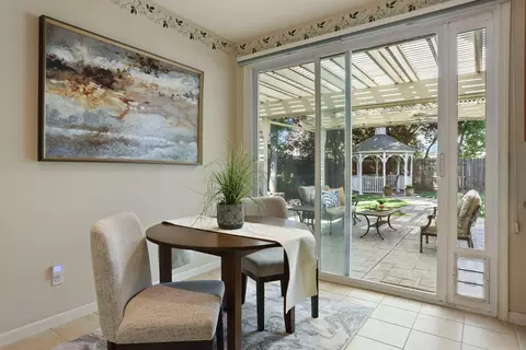 Dining - 345 Christopher Michael Ln, Tracy, CA 95377 photo 3 of 4