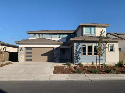 9051 Csuri St, Elk Grove, CA 95624