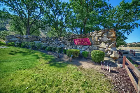 Exterior - 9429 Vintner Cir, Patterson, CA 95363 photo 8 of 8