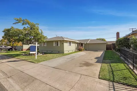 534 S Crescent Ave, Lodi, CA 95240 photo 20