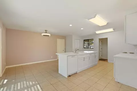 534 S Crescent Ave, Lodi, CA 95240 photo 7