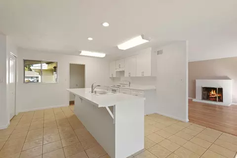 534 S Crescent Ave, Lodi, CA 95240 photo 4