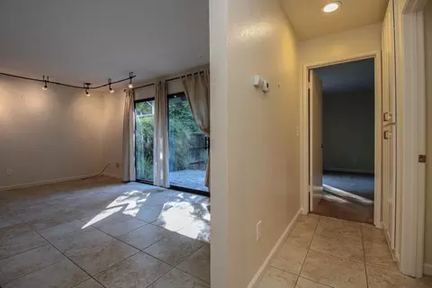 2444 Sycamore Ln #3, Davis, CA 95616 photo 27