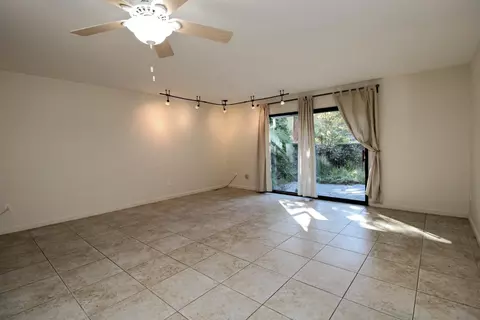 2444 Sycamore Ln #3, Davis, CA 95616 photo 18