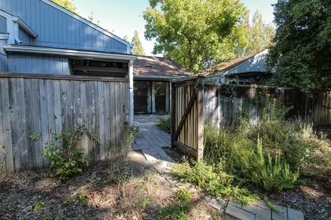 2444 Sycamore Ln #3, Davis, CA 95616 photo 40