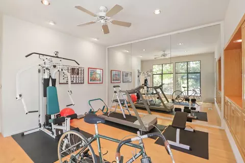 5649 Fair Oaks Blvd, Carmichael, CA 95608 photo 32