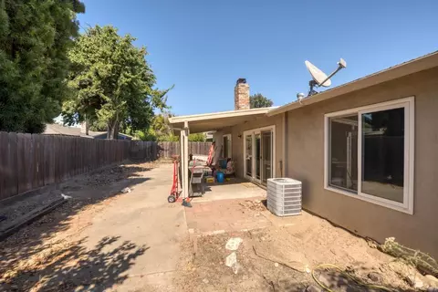 3625 Cherokee Ln, Modesto, CA 95356 photo 24
