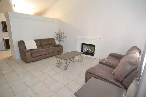 1766 Westview Dr, Ceres, CA 95307 photo 4