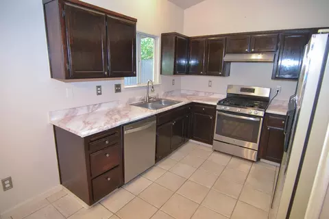 1766 Westview Dr, Ceres, CA 95307 photo 6