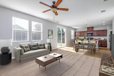 8437 Terracotta Cir, Elk Grove, CA 95624