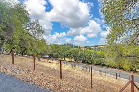 Exterior - 2511 Big Strike Trl, Cool, CA 95614 photo 21 of 24