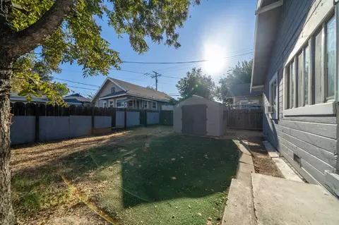 Exterior - 108 E 8th St, Tracy, CA 95376 photo 7 of 10