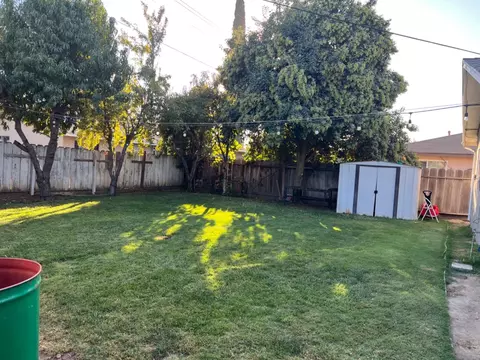 Exterior - 5100 Tyson Ave, Modesto, CA 95357 photo 3 of 5
