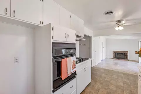 5845 Topp Ct, Carmichael, CA 95608 photo 13