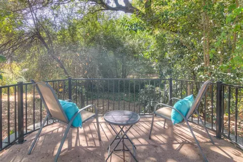 Exterior - 5400 Valhalla Dr, Carmichael, CA 95608 photo 33 of 37