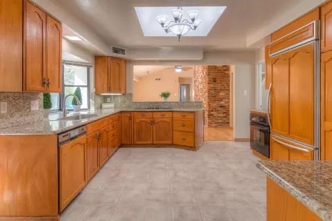 Kitchen - 5400 Valhalla Dr, Carmichael, CA 95608 photo 1 of 5