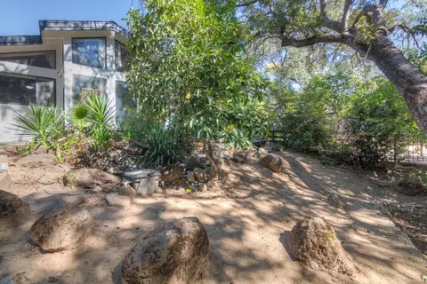 Exterior - 5400 Valhalla Dr, Carmichael, CA 95608 photo 27 of 37