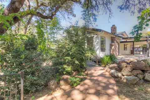 Exterior - 5400 Valhalla Dr, Carmichael, CA 95608 photo 35 of 37