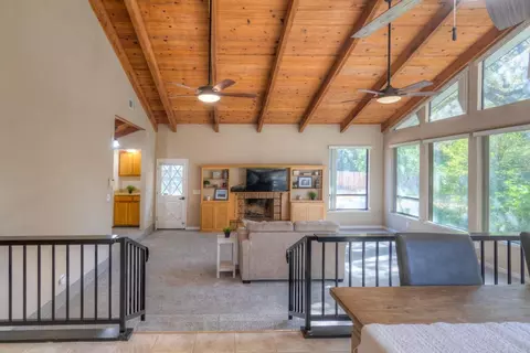 Living - 5400 Valhalla Dr, Carmichael, CA 95608 photo 10 of 12