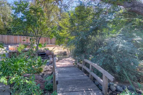 Exterior - 5400 Valhalla Dr, Carmichael, CA 95608 photo 32 of 37