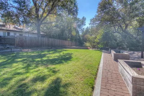 Exterior - 5400 Valhalla Dr, Carmichael, CA 95608 photo 28 of 37