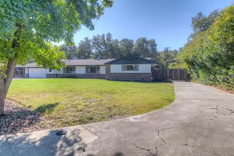 Exterior - 5400 Valhalla Dr, Carmichael, CA 95608 photo 9 of 37