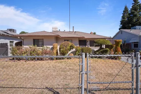 1451 W 21st St, Merced, CA 95340 photo 6