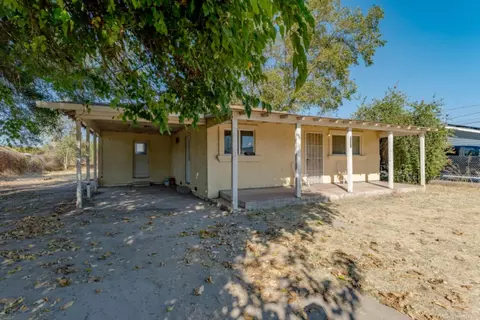 1853 15th St, Olivehurst, CA 95961 photo 3