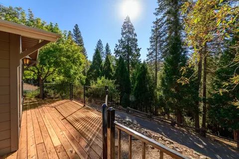 Exterior - 1802 Twitchell Rd, Placerville, CA 95667 photo 5 of 18