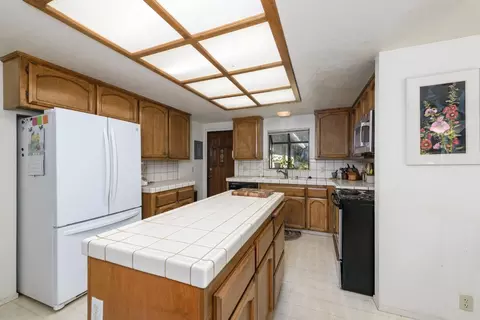 Kitchen - 1802 Twitchell Rd, Placerville, CA 95667 photo 1 of 5