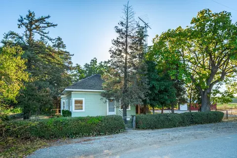 Exterior - 2434 Davis Rd, Williams, CA 95987 photo 2 of 35