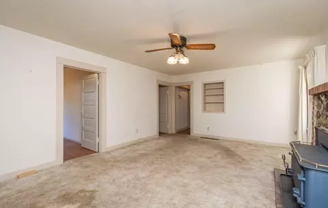 Living - 2434 Davis Rd, Williams, CA 95987 photo 2 of 4