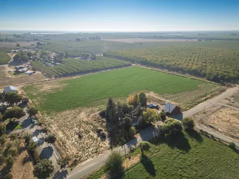 2434 Davis Rd, Williams, CA 95987 photo 1