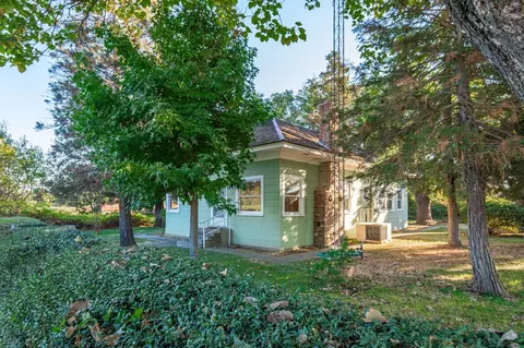 Exterior - 2434 Davis Rd, Williams, CA 95987 photo 6 of 35
