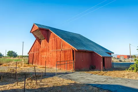 Exterior - 2434 Davis Rd, Williams, CA 95987 photo 23 of 35