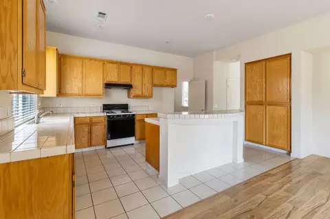 3654 Pointer Ct, Merced, CA 95340 photo 8