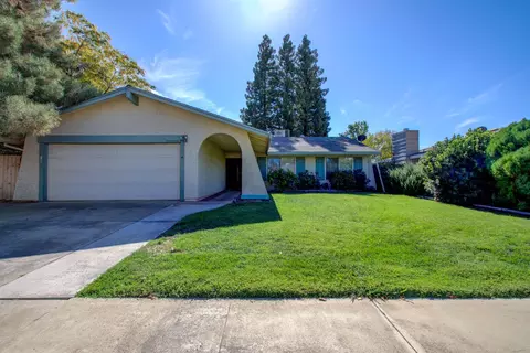 96 W Donna Dr, Merced, CA 95348 photo 1