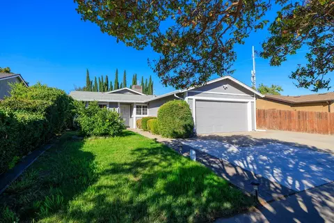 211 S Central Ave, Tracy, CA 95376 photo 2