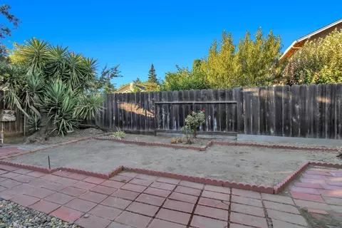1305 Forest Dr, Turlock, CA 95380 photo 47