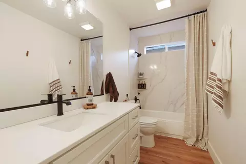 Bath - 2626 Magnolia Ct, Lodi, CA 95242 photo 2 of 2
