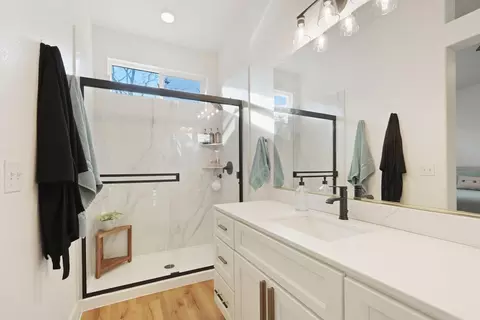 Bath - 2626 Magnolia Ct, Lodi, CA 95242 photo 1 of 2