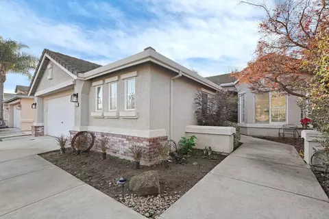 Exterior - 2626 Magnolia Ct, Lodi, CA 95242 photo 5 of 15