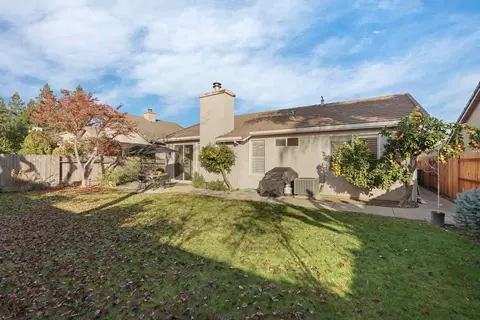 Exterior - 2626 Magnolia Ct, Lodi, CA 95242 photo 12 of 15