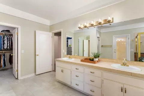 Bath - 3661 Millbrae Rd, Cameron Park, CA 95682 photo 4 of 4