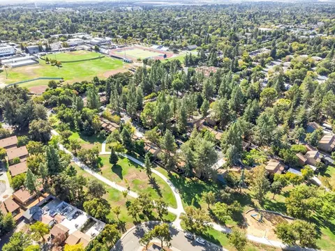2420 Bueno Dr, Davis, CA 95616 photo 52