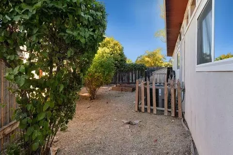 715 W Beverly Pl, Tracy, CA 95376 photo 38