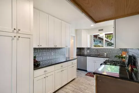 715 W Beverly Pl, Tracy, CA 95376 photo 14