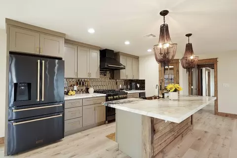 Kitchen - 5850 Nile Rd, Manteca, CA 95337 photo 3 of 7