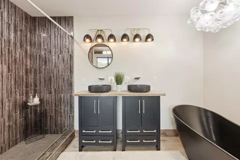 Bath - 5850 Nile Rd, Manteca, CA 95337 photo 1 of 4