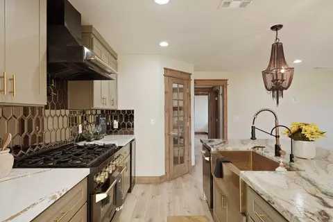 Kitchen - 5850 Nile Rd, Manteca, CA 95337 photo 6 of 7